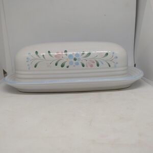 Vintage Fascino Stoneware Painted Floral Covered Butter Dish w/Lid 7-1/2"